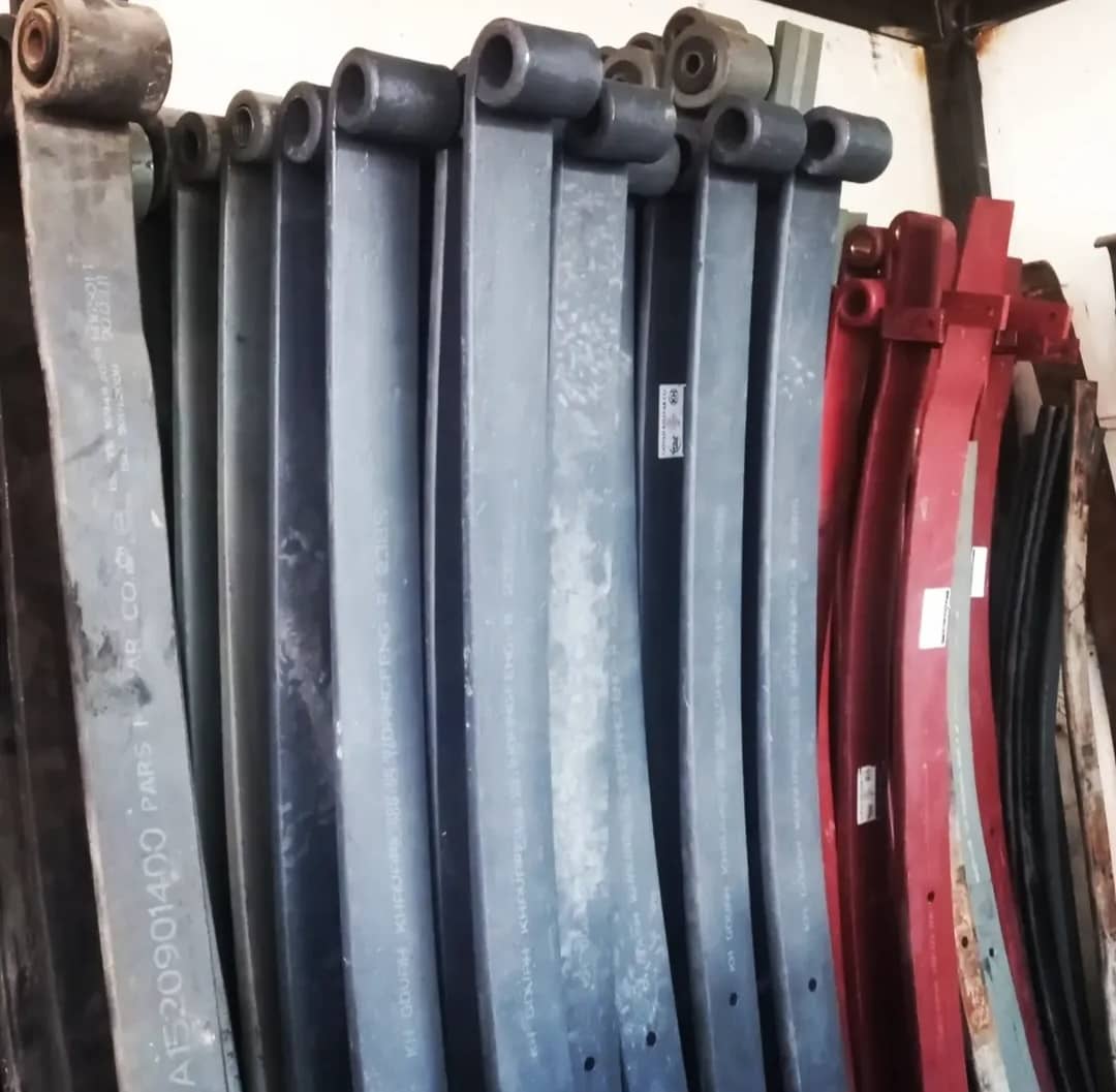 فروشگاه فنر و لوازم زیر شاسی خودرو سنگین بحرینی در مشهد